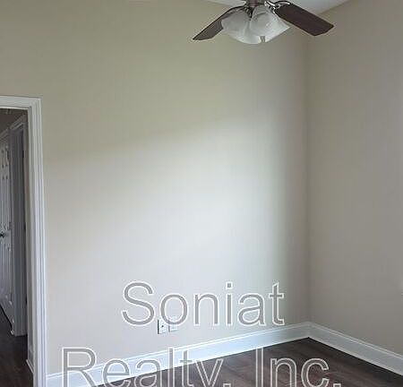 3rd image of 1905 Montegut St