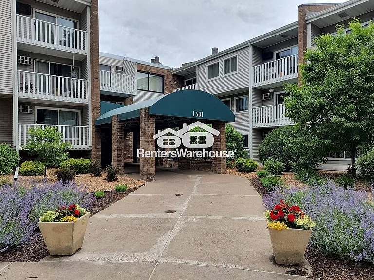 1601 N Innsbruck Dr #302 — Photo 1