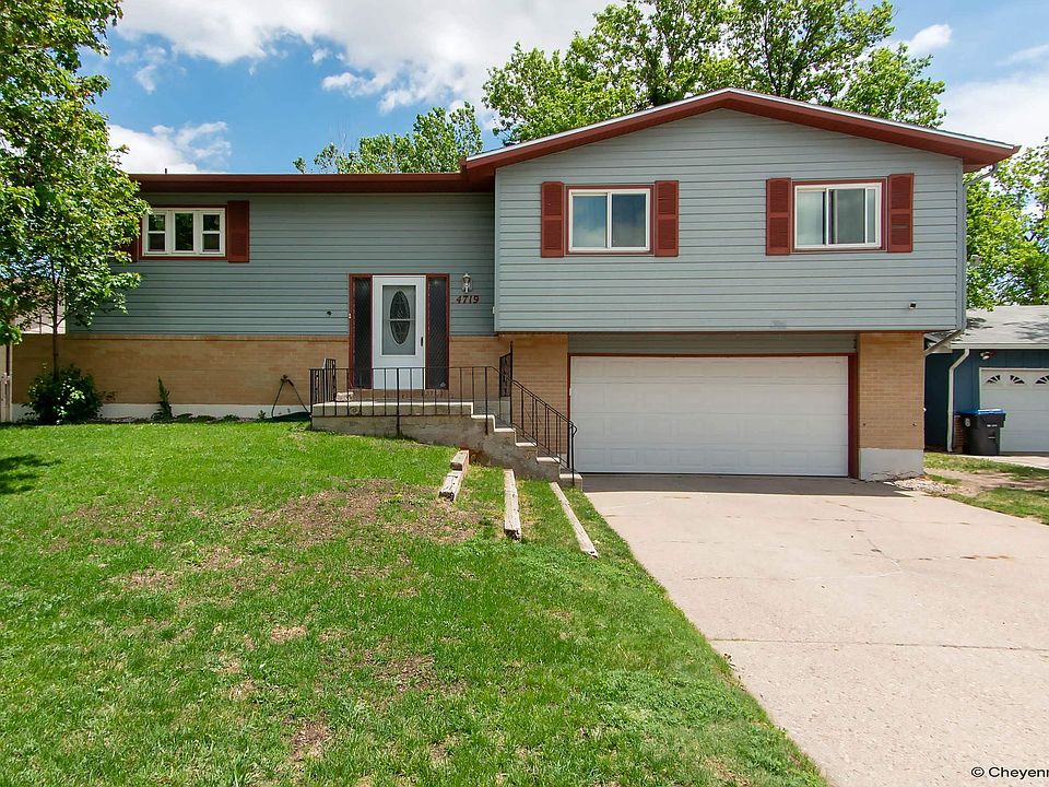 1st image of 4719 King Arthur Way