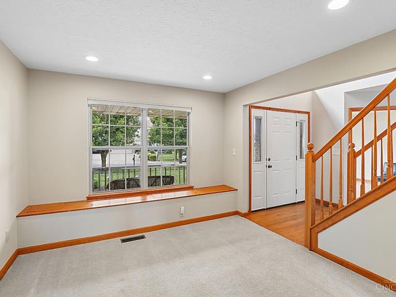 5th image of 8046 Logans Ridge Dr