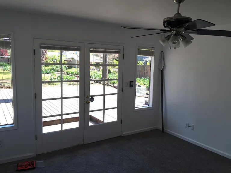 971 Palmetto Ave — Photo 11