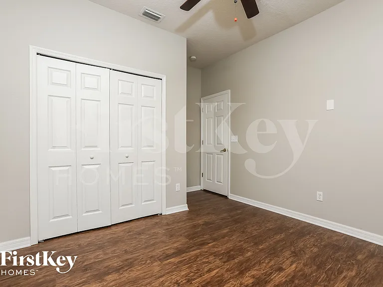 1850 Beth Ct — Photo 11