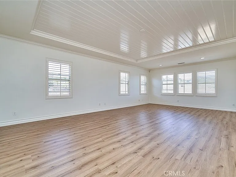 7870 Sanctuary — Photo 16