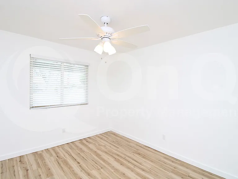 104 E Laurel Ave — Photo 10