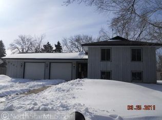7591 Hillside Trl S, Cottage Grove, MN 55016