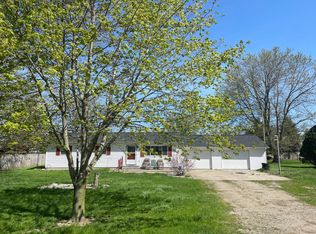 154 W Miller Lake Rd, Coldwater, MI 49036