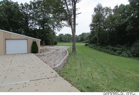 5th image of 8787 Seven Hills Dr