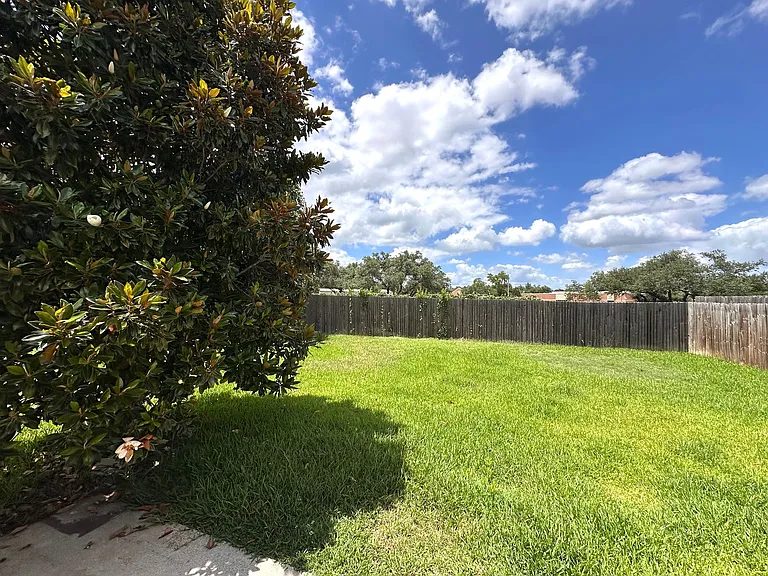 6708 Bancroft Woods Dr — Photo 27