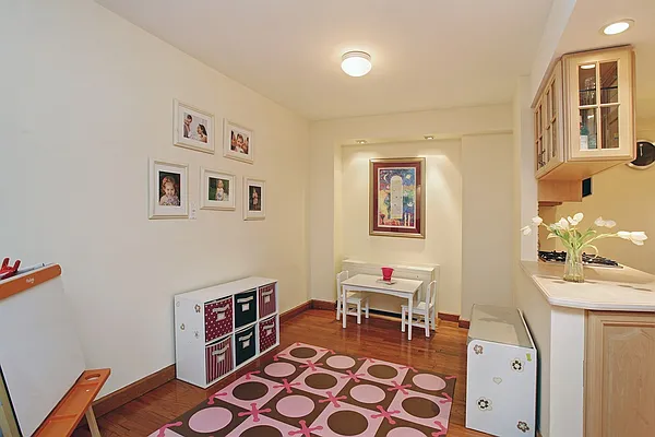 Sold by Corcoran | media 13