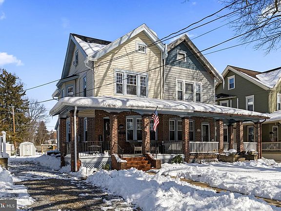 4th image of 237 7th Ave