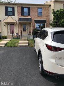 338 Scola Rd, Brookhaven, PA, 19015
