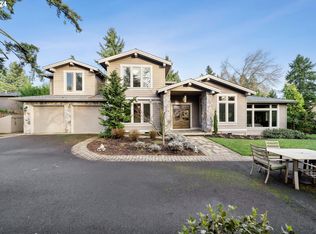 4394 Lords Ln, Lake Oswego, OR 97035