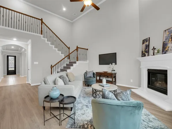 4502 Trailridge Dr, Sachse, TX 75048