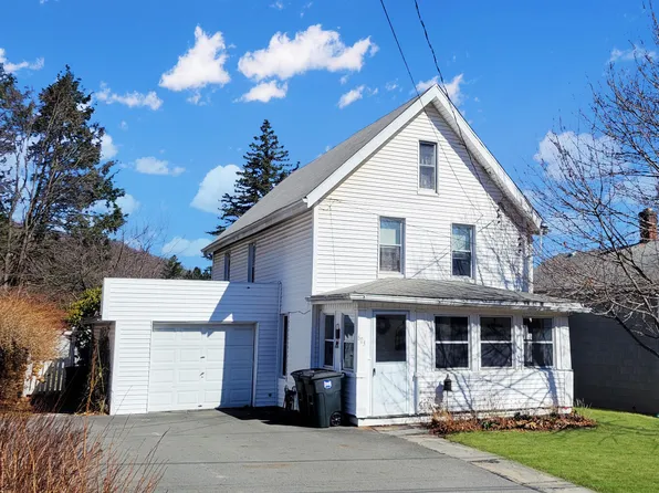 603 High St, Honesdale, PA 18431