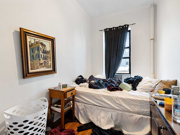 3rd image of 61 Delancey St APT 8