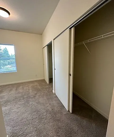 The Lavonne Apartments — Photo 24