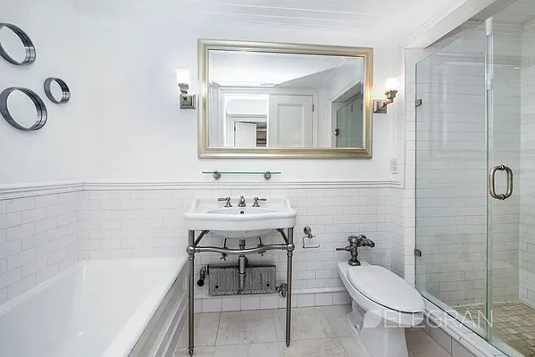 Rented by (Legacy) Elegran | media 15