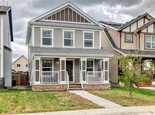 144 E Copperpond Parade SE, Calgary, AB T2Z 5A9