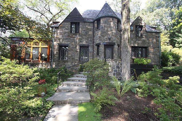2nd image of 63 Mercer Ave