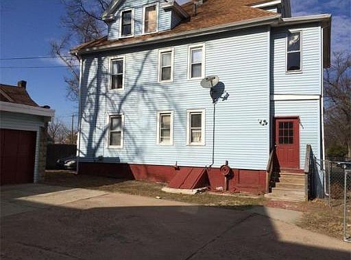 2nd image of 112-114 Dickinson St