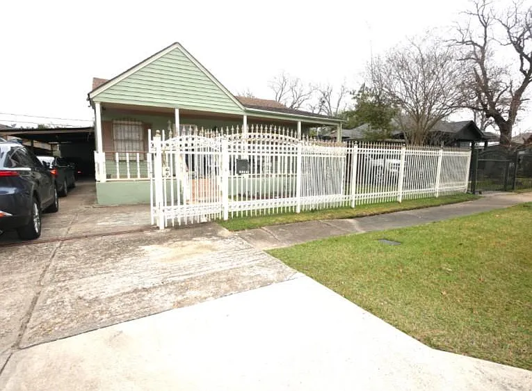 6735 Narcissus St #A — Photo 6