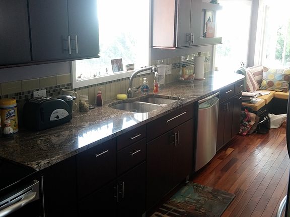 3rd image of 1422 Parnell Ave SE