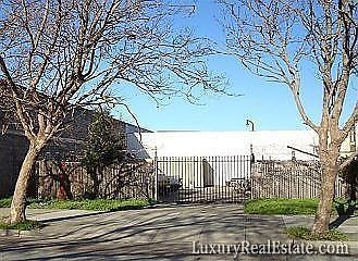 2nd image of 1601 Galvez Ave