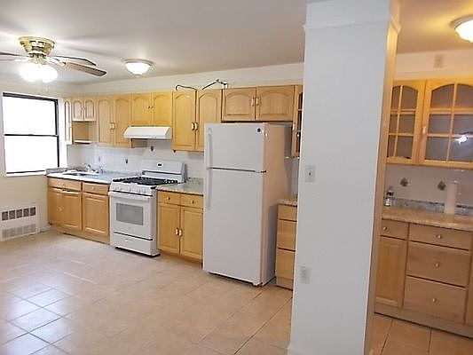 1st image of 450 Prospect Pl #1