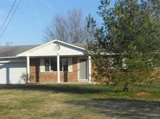 18 Hollywood Ln, Georgetown, OH 45121