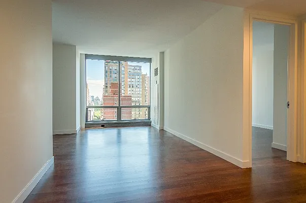 Rented by Bold New York | media 14