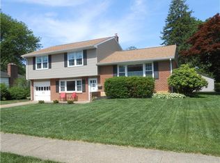 2037 Floral Dr, Wilmington, DE 19810