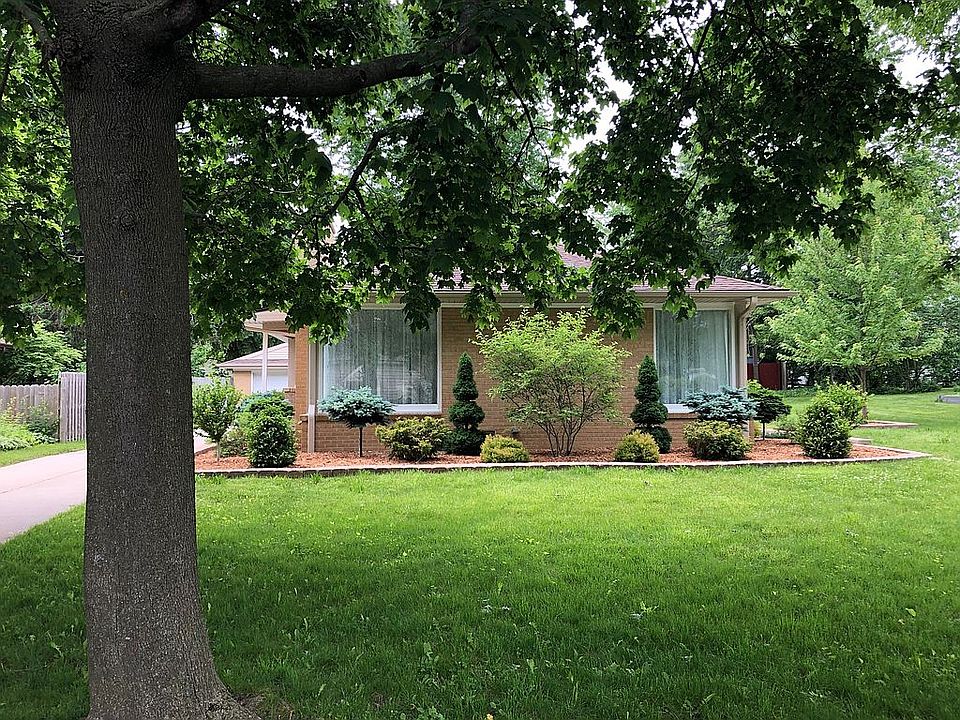 2nd image of 1609 Crane Ct