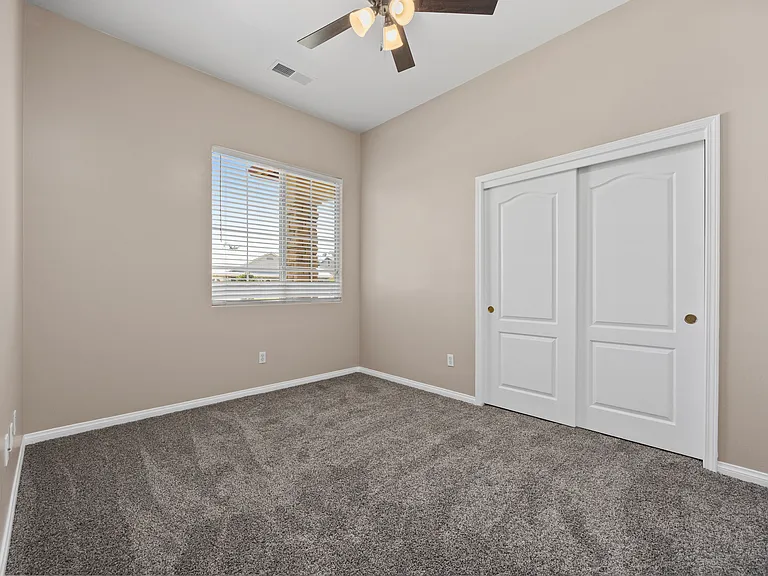 7005 Colony Park Dr — Photo 13