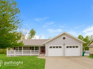 15007 Broadmoor St, Overland Park, KS 66223