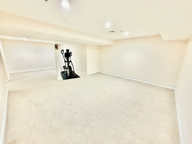 855 Main St #33 — Photo 44