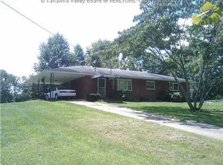 9457 Barkers Ridge Rd, Milton, WV 25541