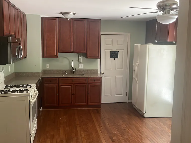 4311 Hendricks Dr — Photo 23