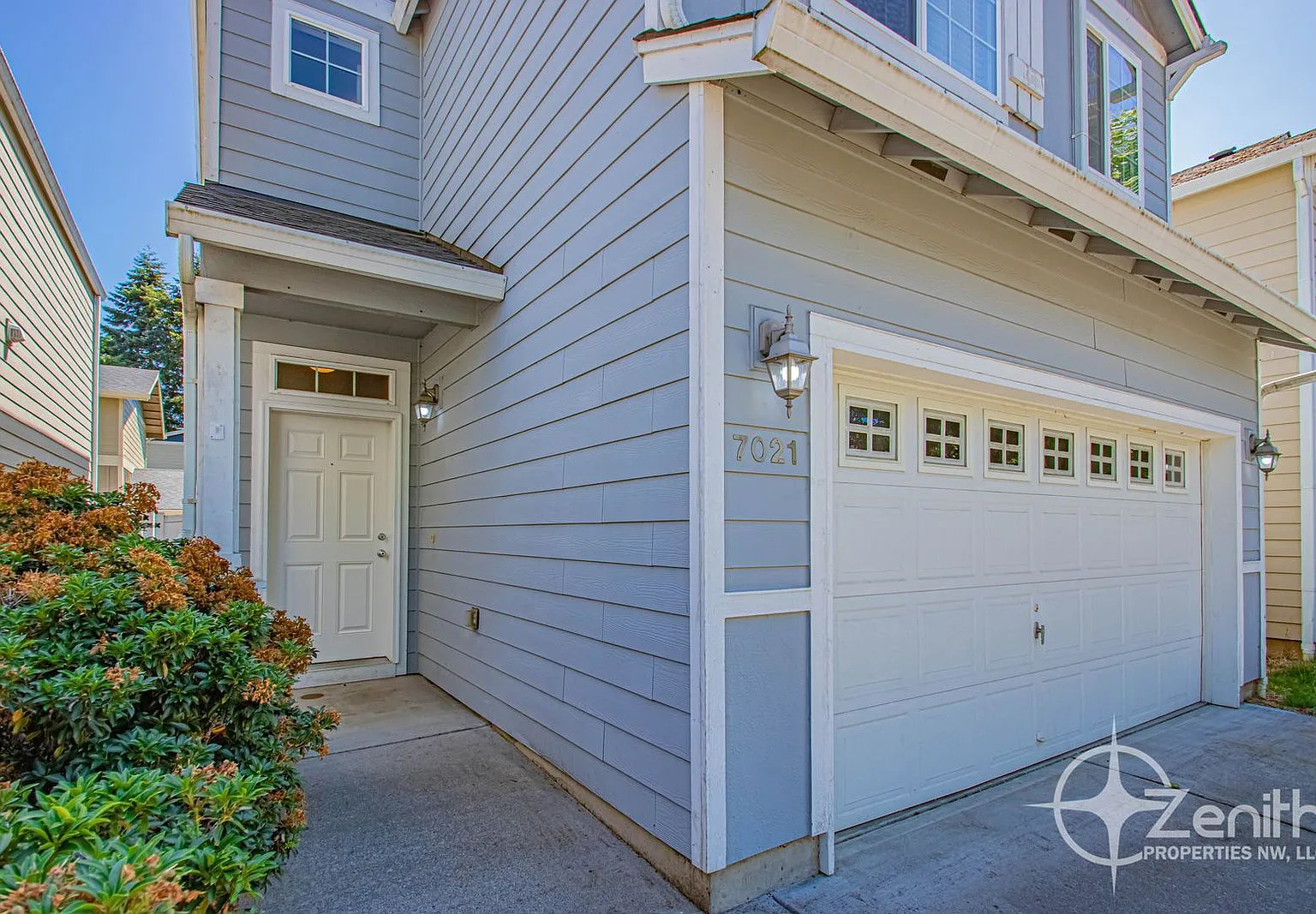 3 bed, 2.5 bath, 1676 sqft, $2,695 — Photo 4