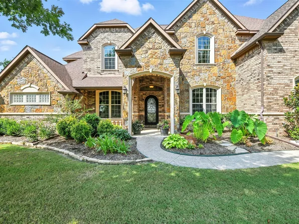 180 Goodnight Trl, Rhome, TX 76078