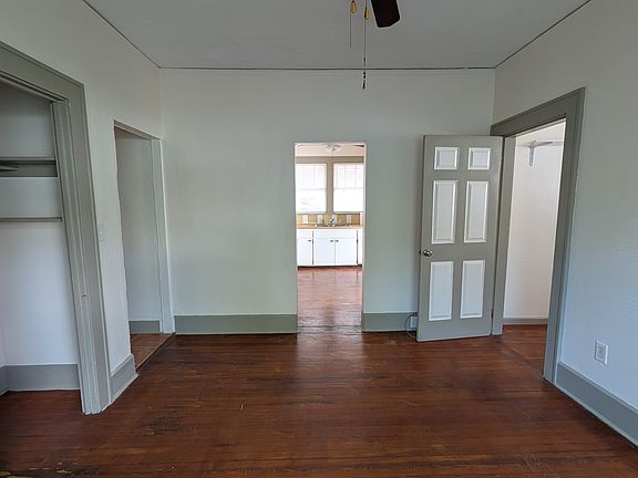 3rd image of 810 11th St N APT 2