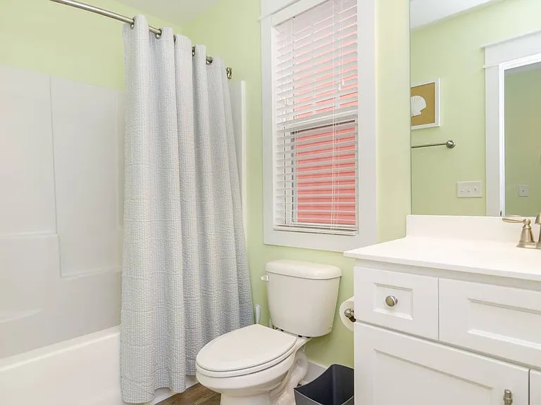 1211 N Fort Fisher Blvd #B — Photo 25