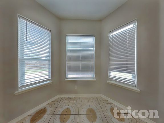 5th image of 10834 Golden Sunshine Dr