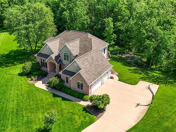 4th image of 1630 Mackenzie Dr