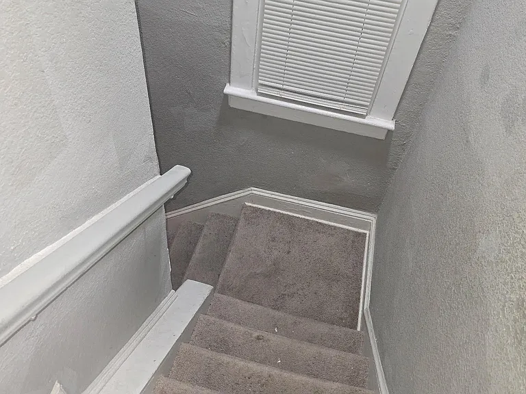 1440 Proescher St — Photo 4