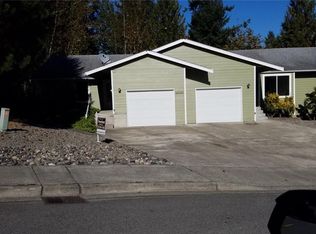 19318 75th St E, Bonney Lake, WA 98391
