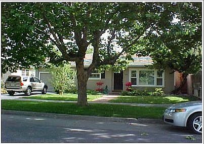1st image of 1129 Morse St