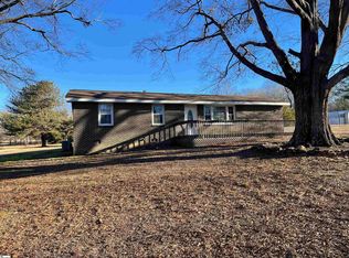 207 Hunter Rd, Simpsonville, SC 29681