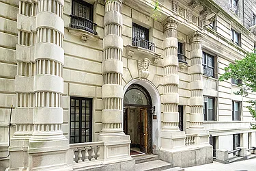 276 Riverside Drive in Upper West Side