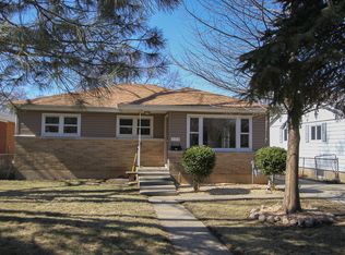 256 N Shaddle Ave, Mundelein, IL