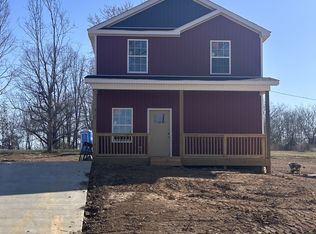 140 Line St, Cadiz, KY 42211